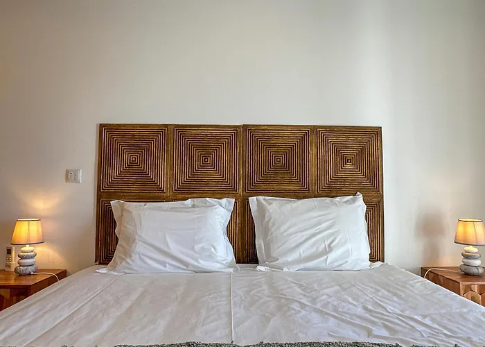 Penzion Vibing & Liming Ericeira