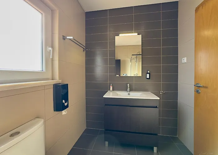 Vibing & Liming Penzion