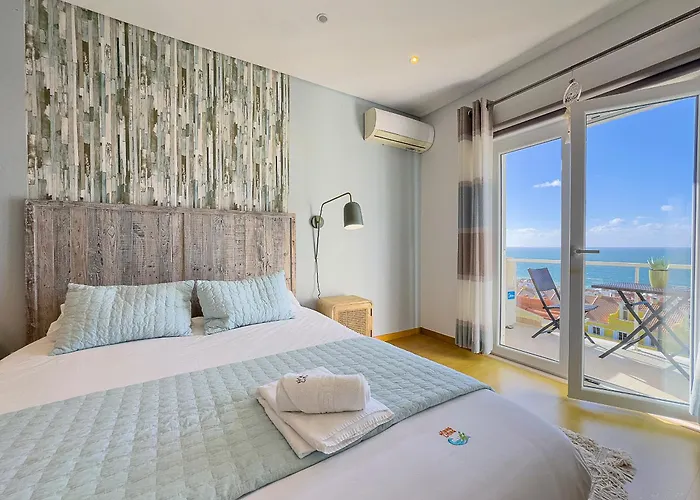 Πανσιόν Vibing & Liming Ericeira