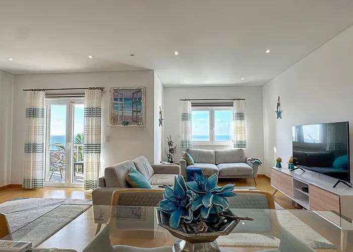 Vibing & Liming Πανσιόν *